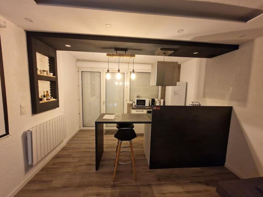 Logement Atypique & Parking Gratuit ジックス エクステリア 写真