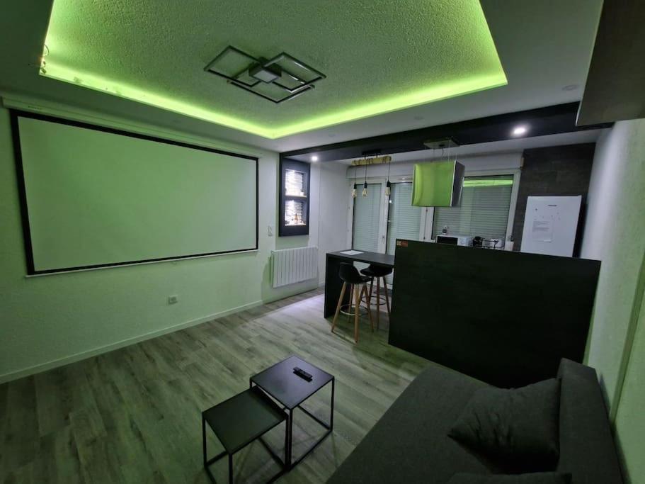 Logement Atypique & Parking Gratuit ジックス エクステリア 写真
